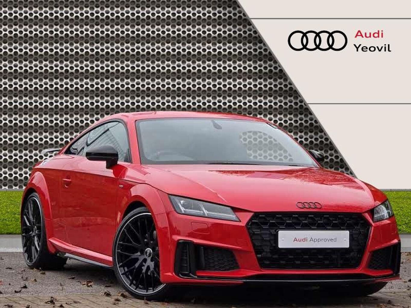 Main listing image - Audi TT S