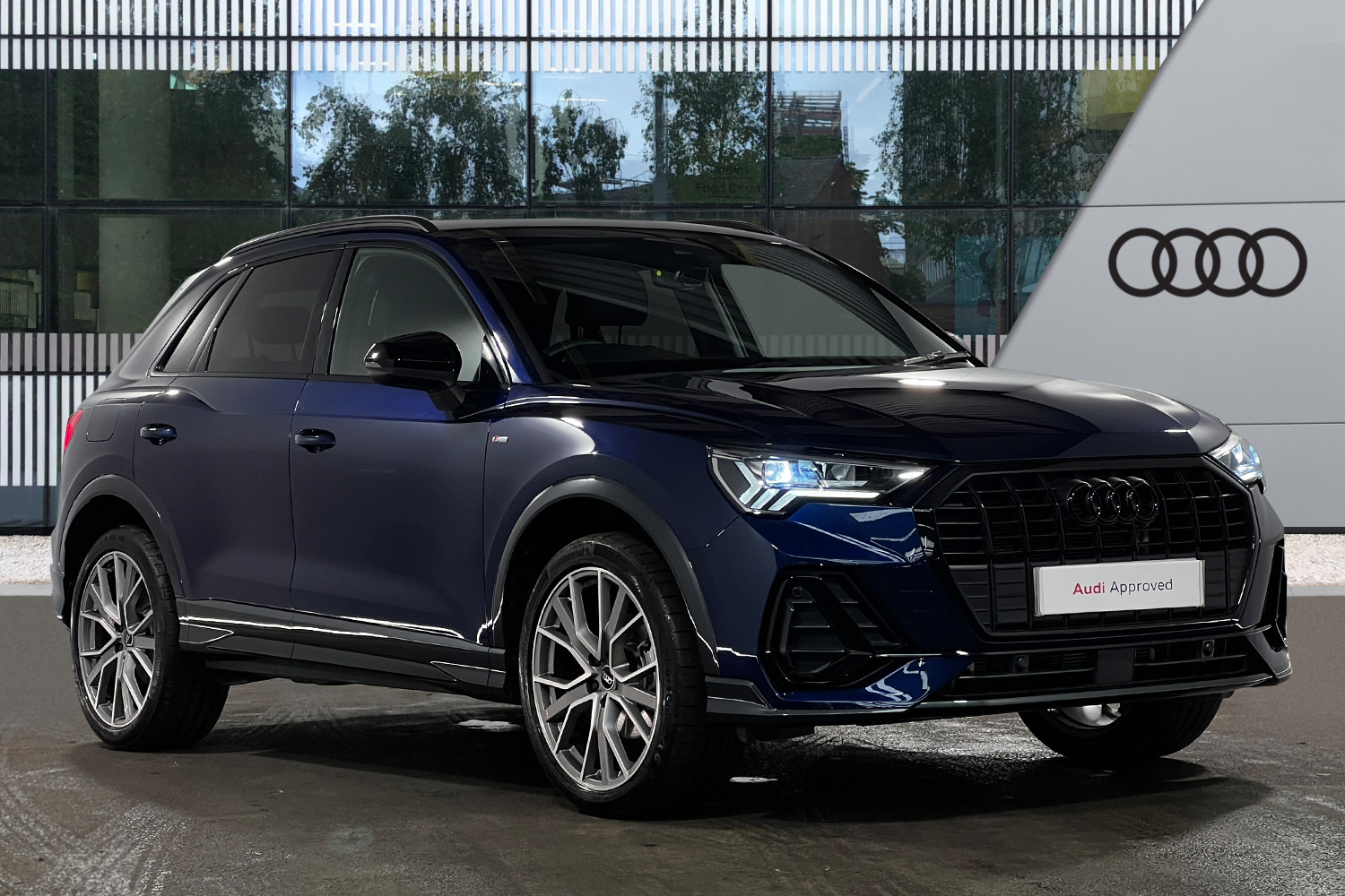 Main listing image - Audi Q3