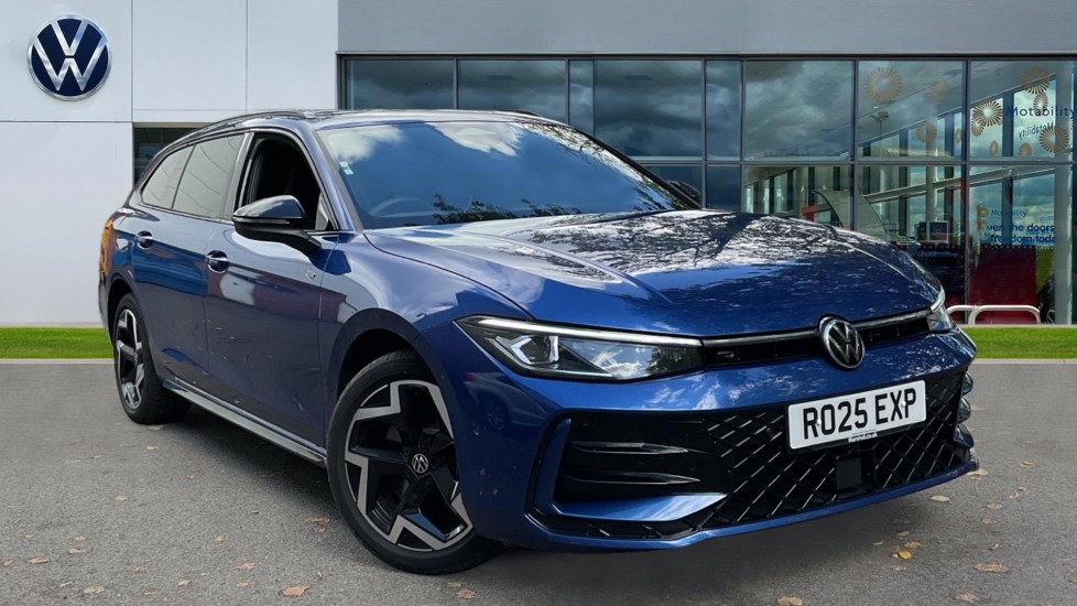 Main listing image - Volkswagen Passat Estate
