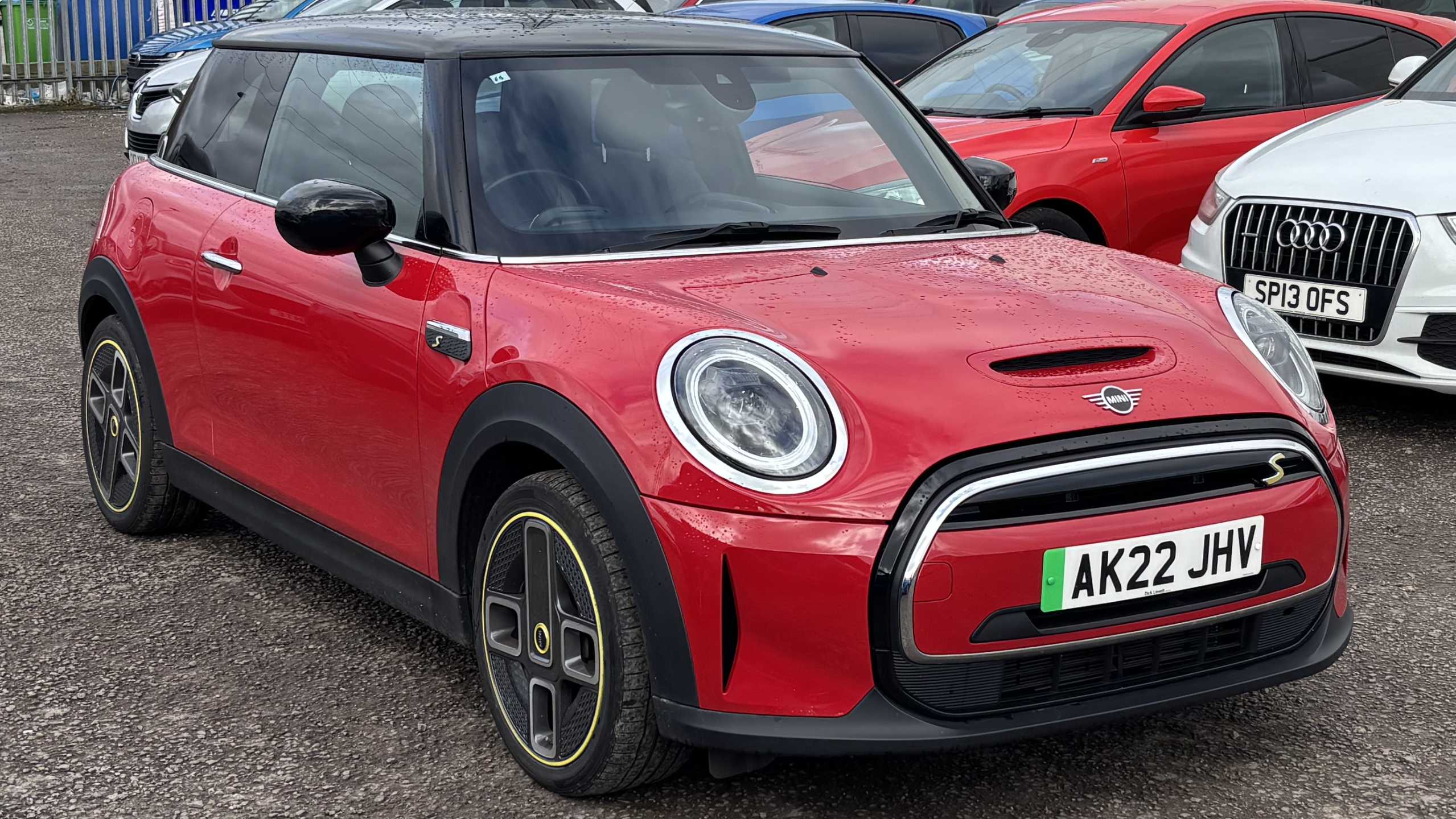 Main listing image - MINI Electric