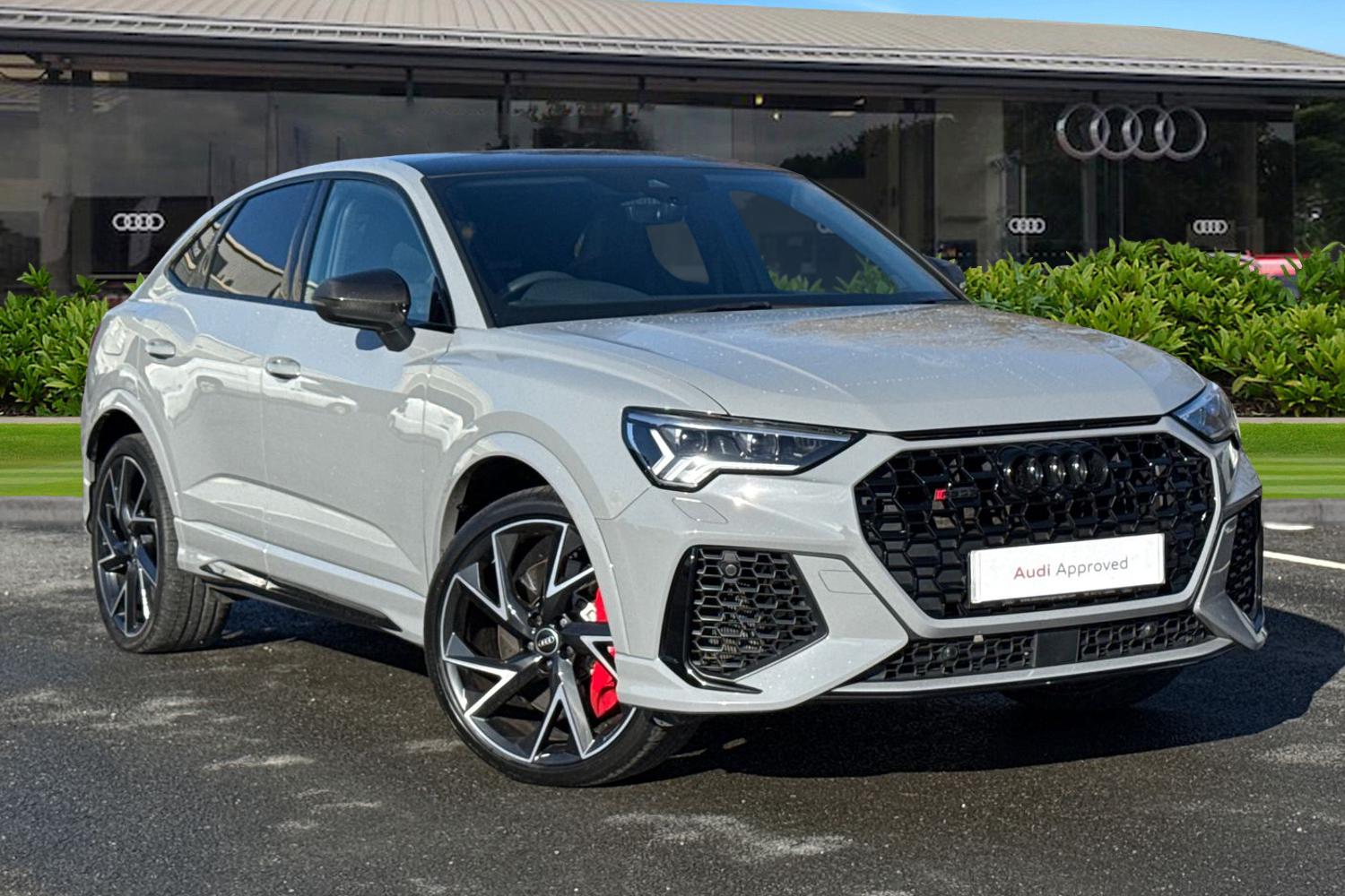 Main listing image - Audi RS Q3