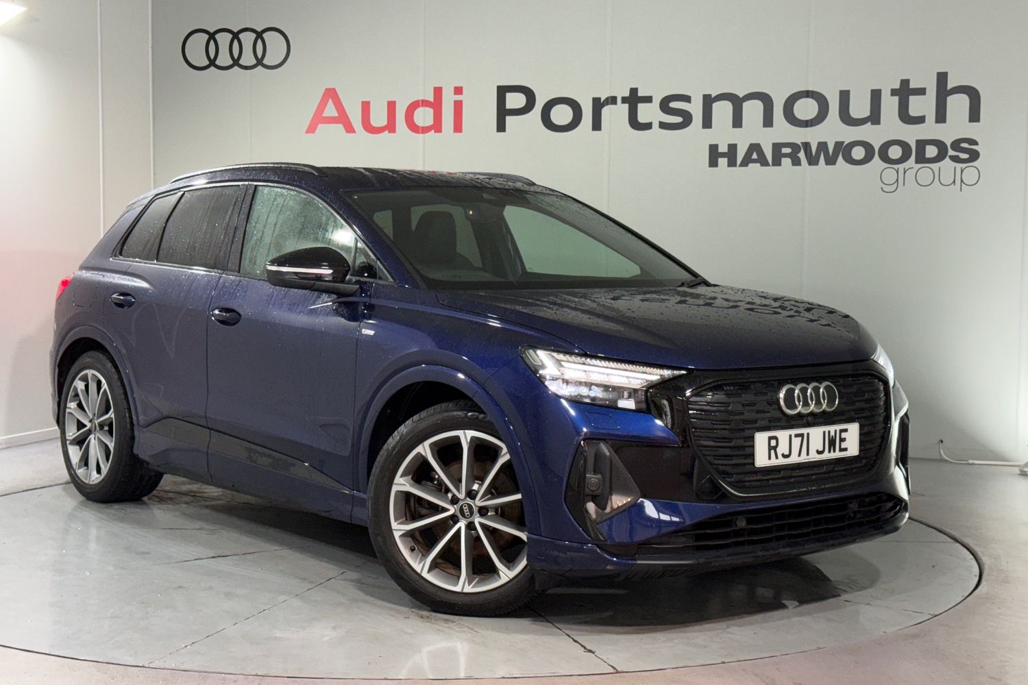 Main listing image - Audi Q4