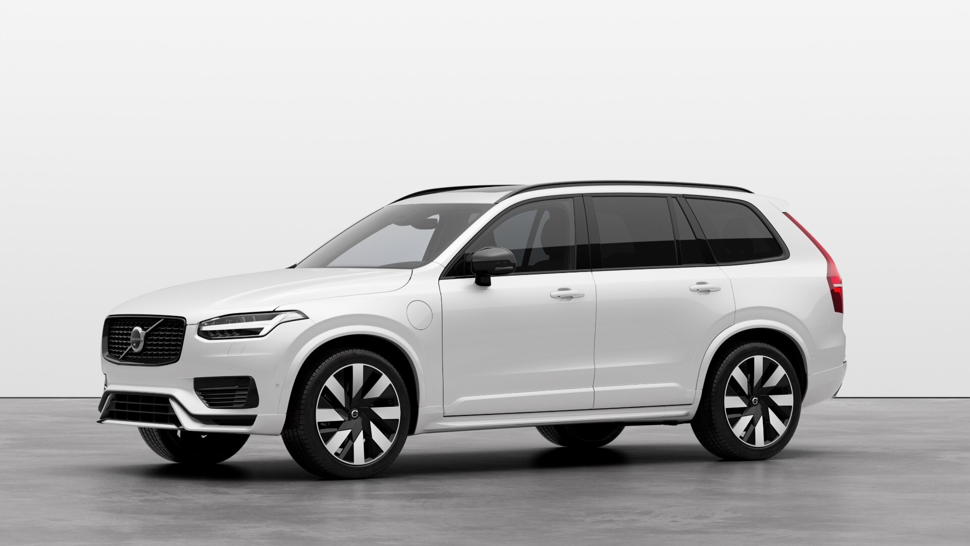 Main listing image - Volvo XC90