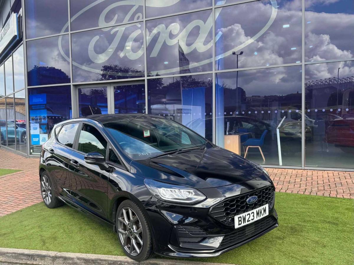 Main listing image - Ford Fiesta
