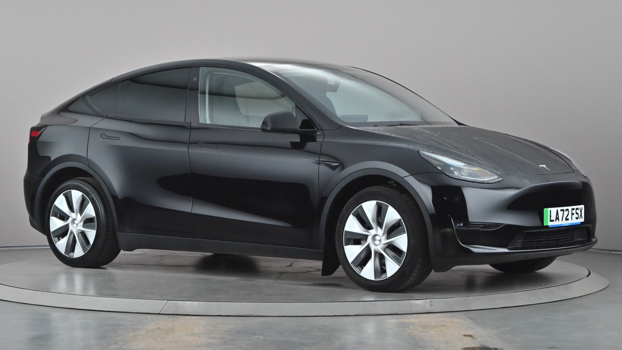 Main listing image - Tesla Model Y