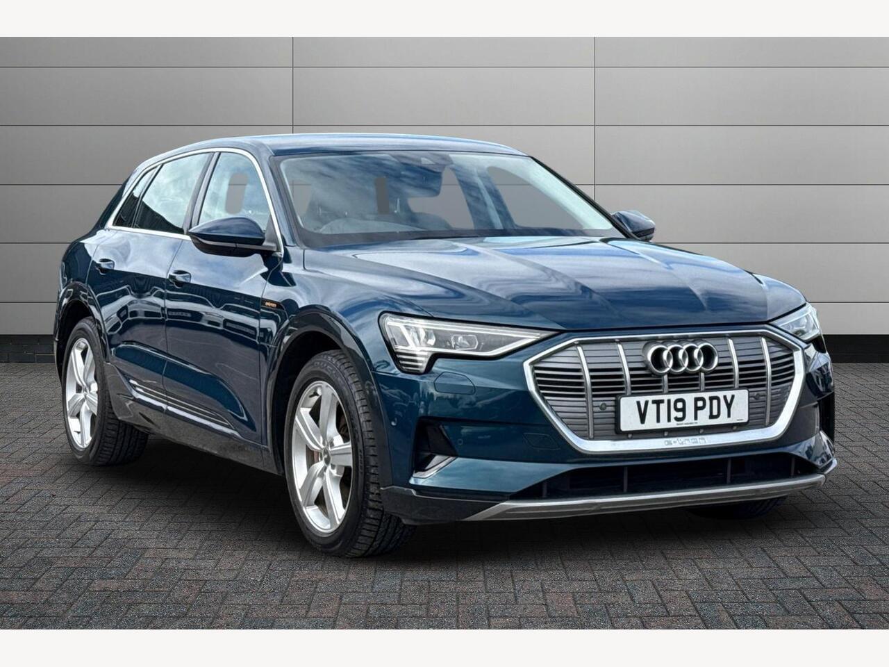 Main listing image - Audi e-tron