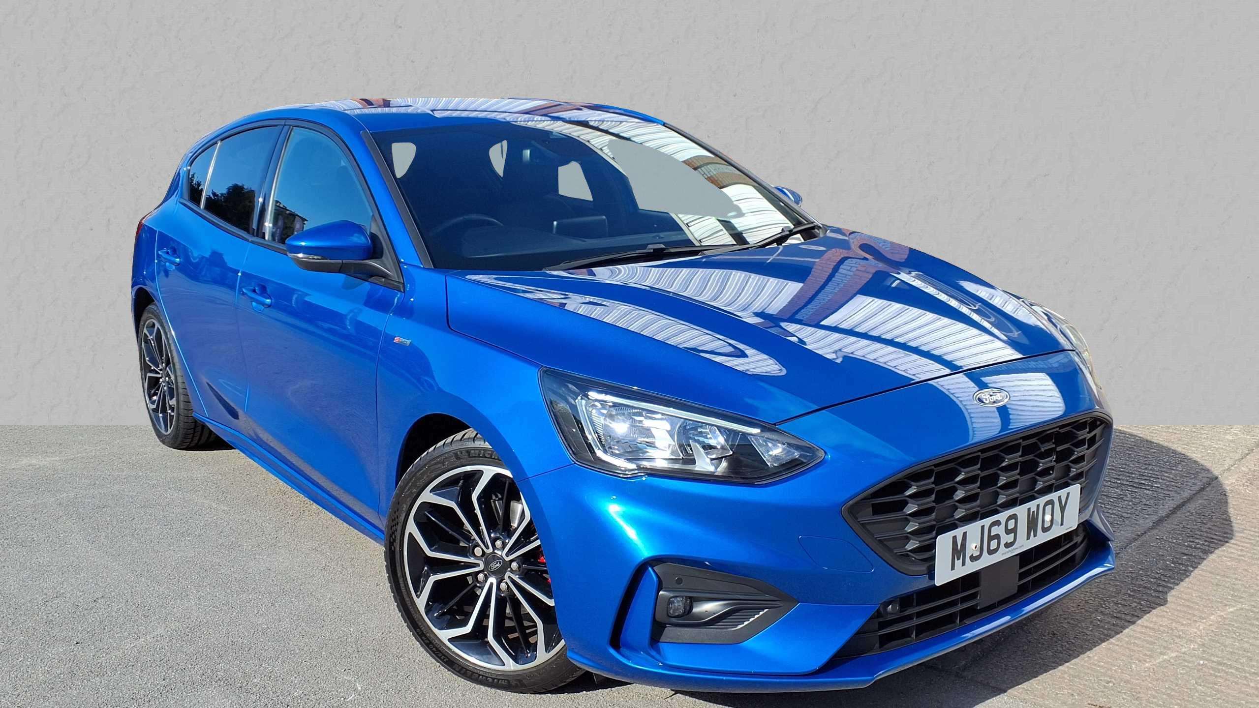 Main listing image - Ford Focus