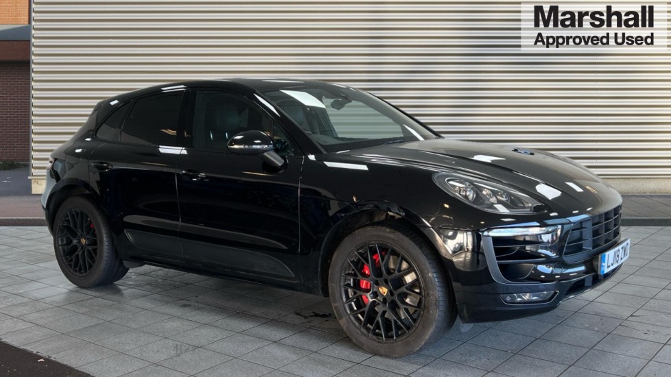 Main listing image - Porsche Macan
