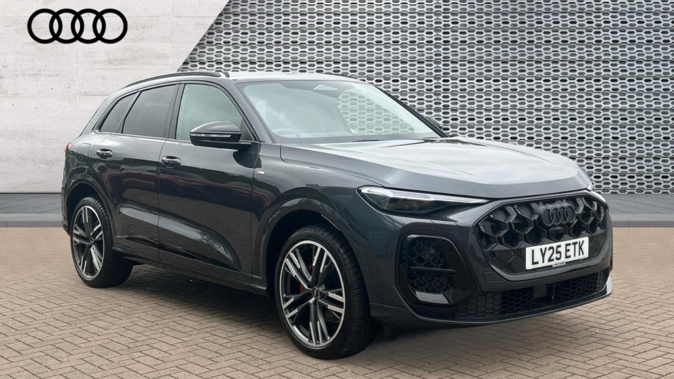Main listing image - Audi Q5