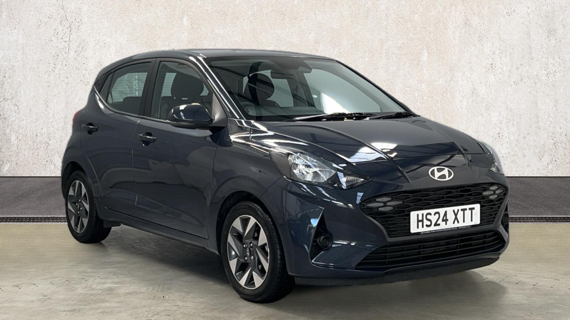 Main listing image - Hyundai i10