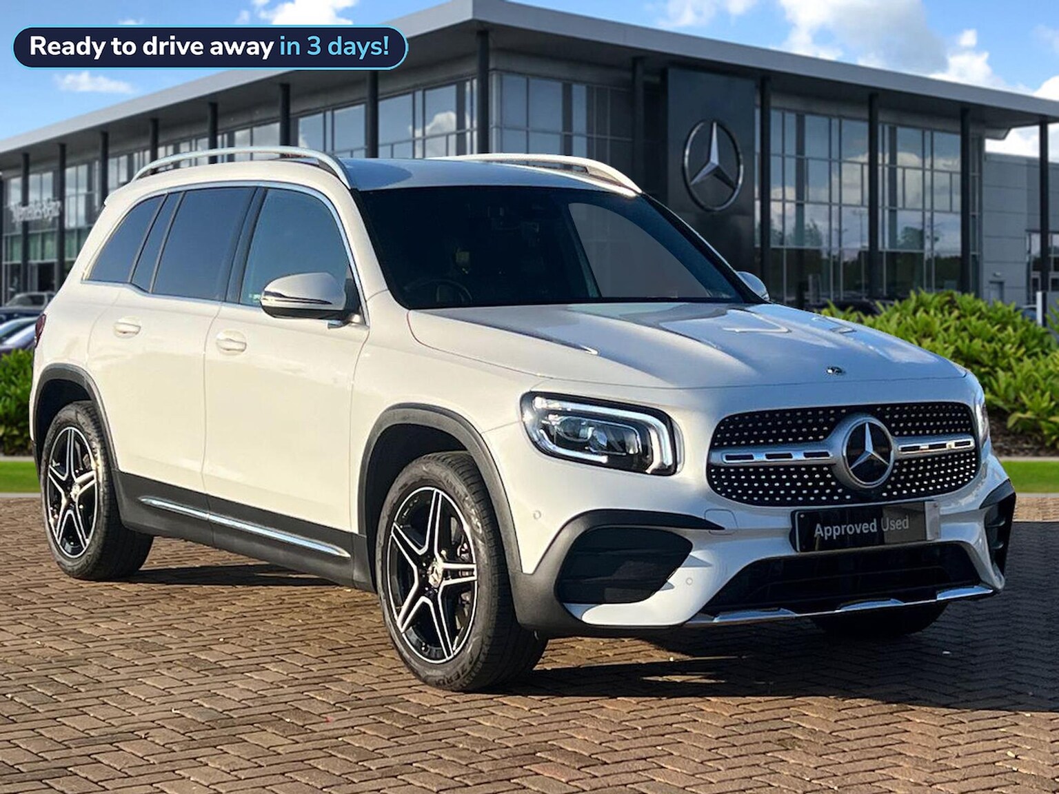 Main listing image - Mercedes-Benz GLB