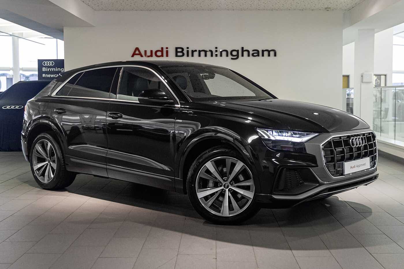 Main listing image - Audi Q8