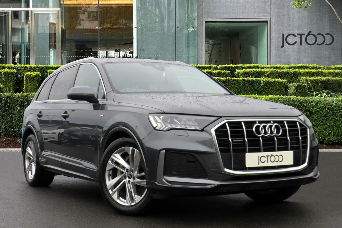 Main listing image - Audi Q7