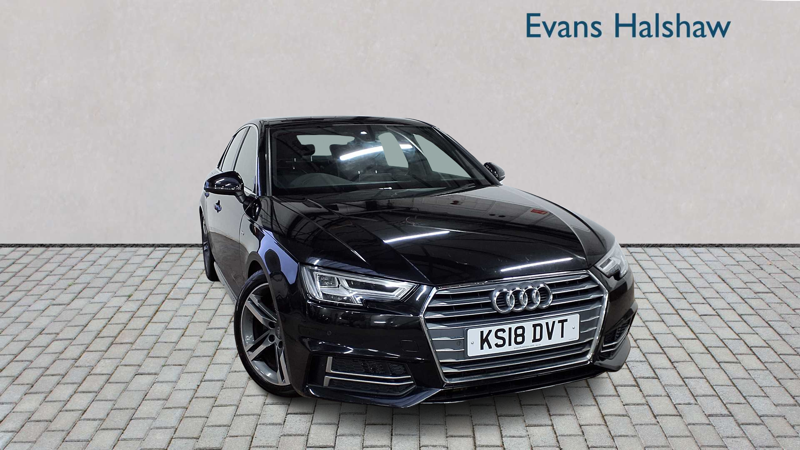 Main listing image - Audi A4