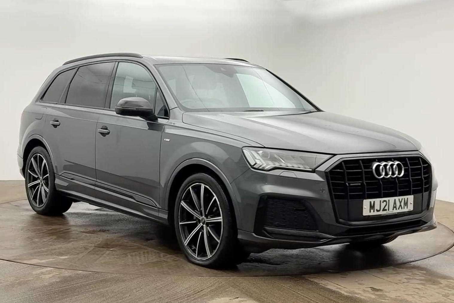 Main listing image - Audi Q7