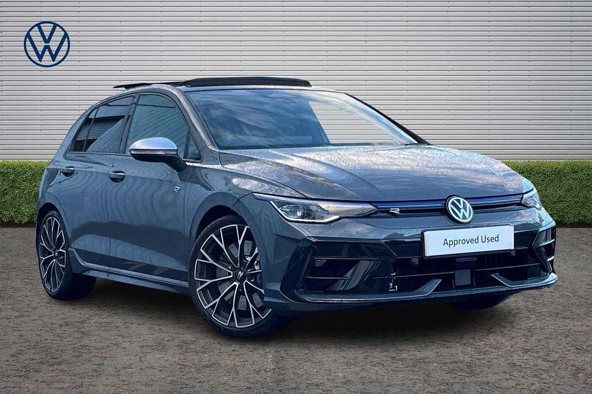 Main listing image - Volkswagen Golf