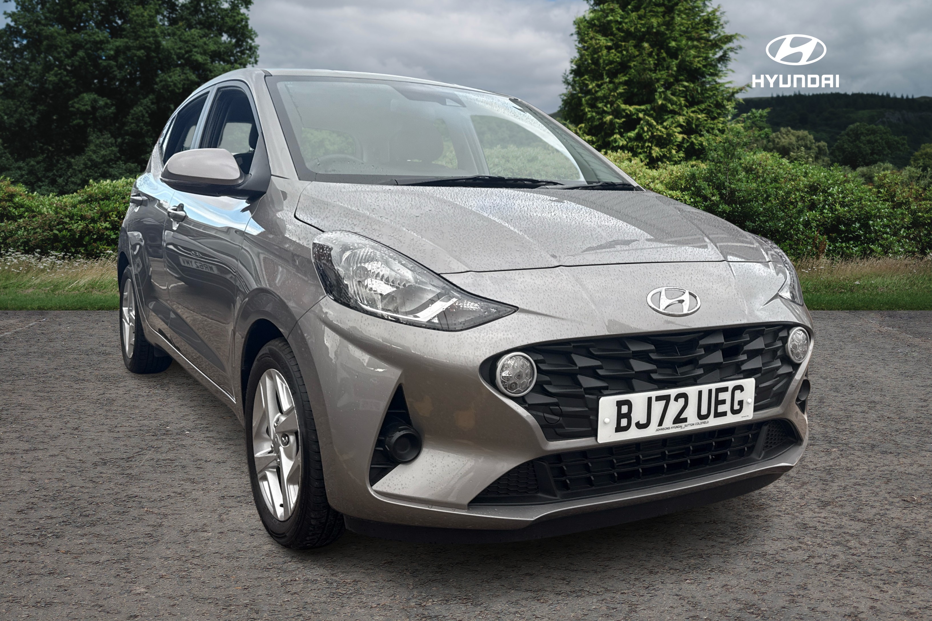 Main listing image - Hyundai i10