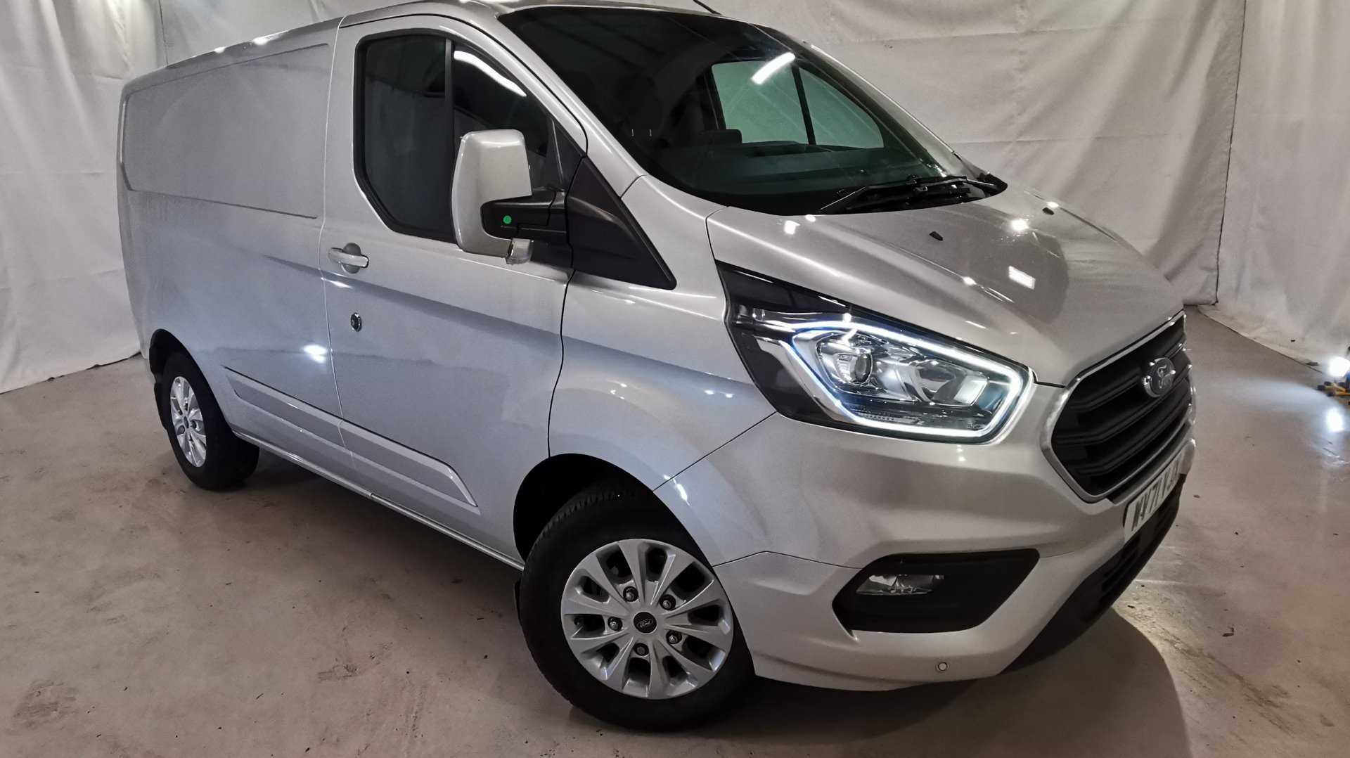 Main listing image - Ford Transit Custom