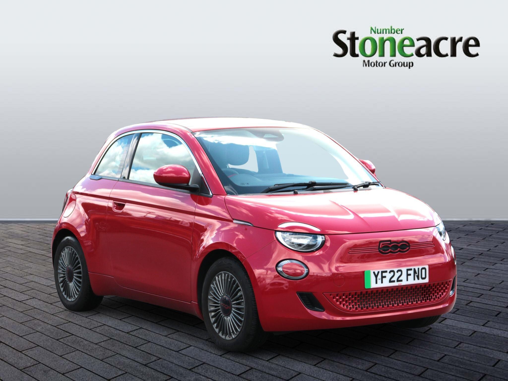 Main listing image - Fiat 500 Electric