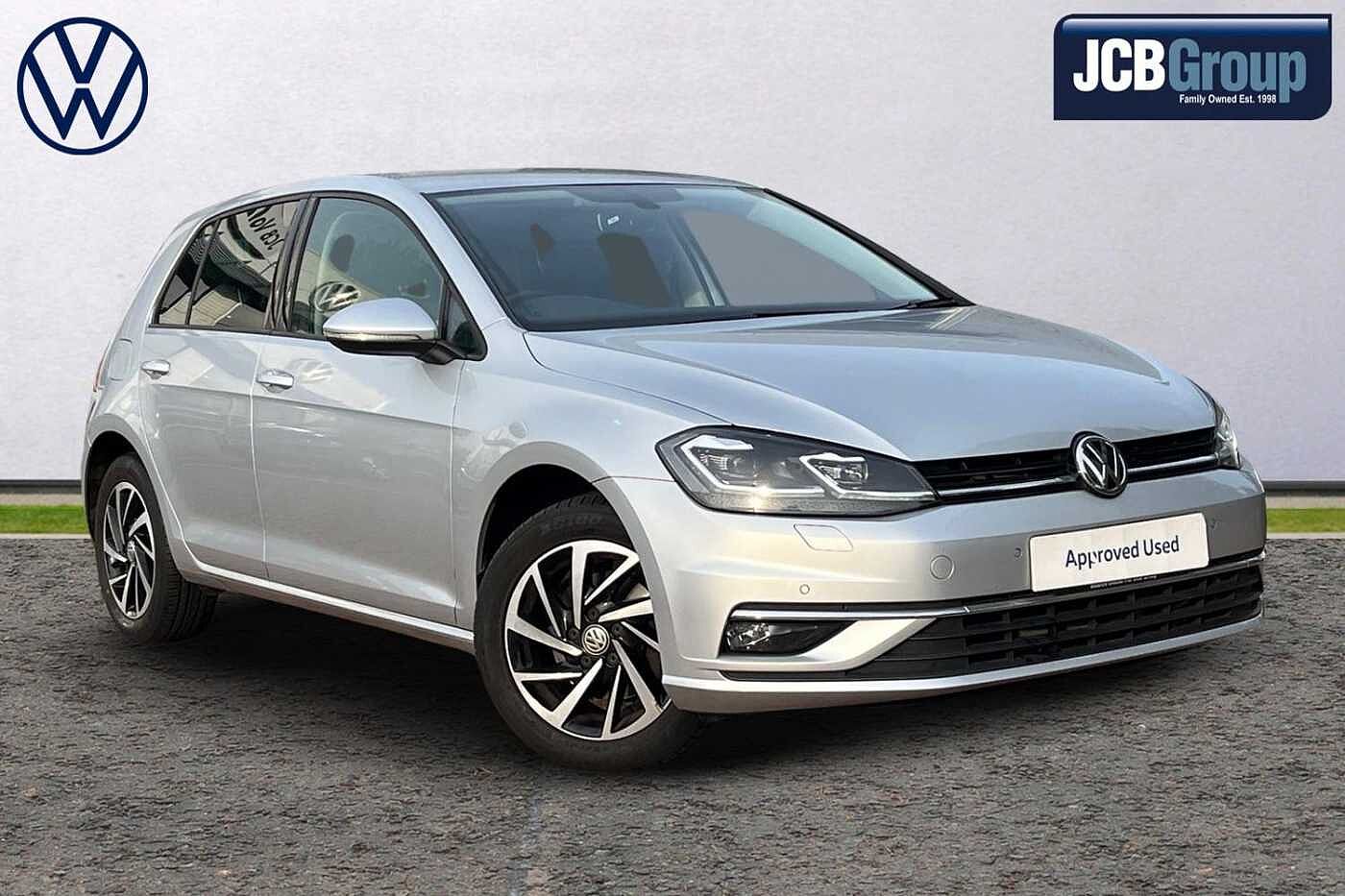Main listing image - Volkswagen Golf