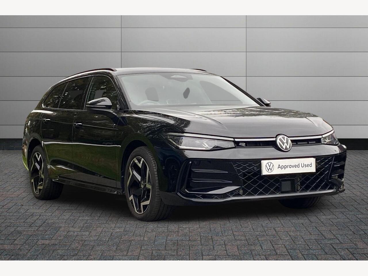 Main listing image - Volkswagen Passat