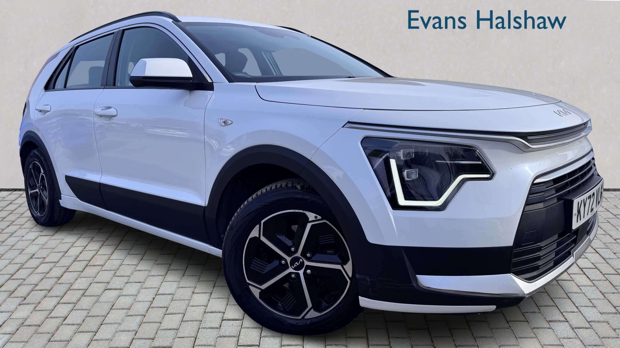 Main listing image - Kia Niro