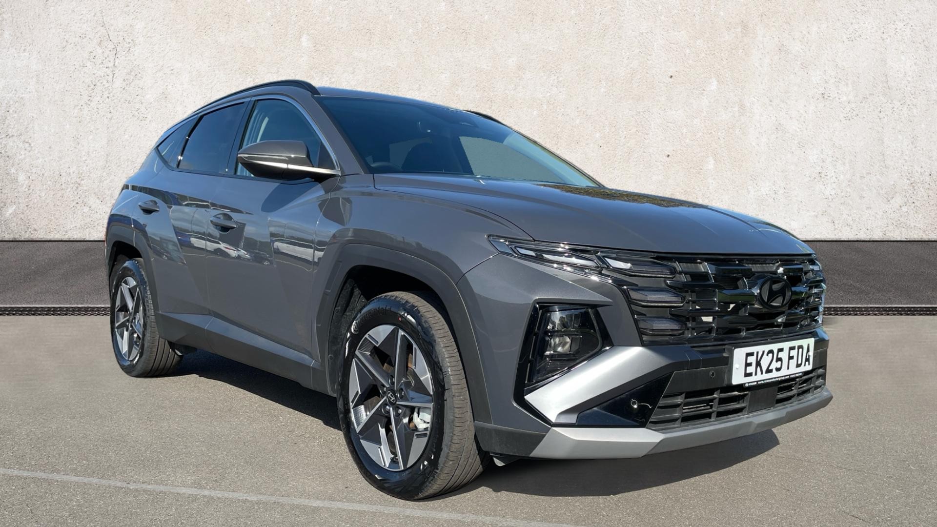 Main listing image - Hyundai Tucson