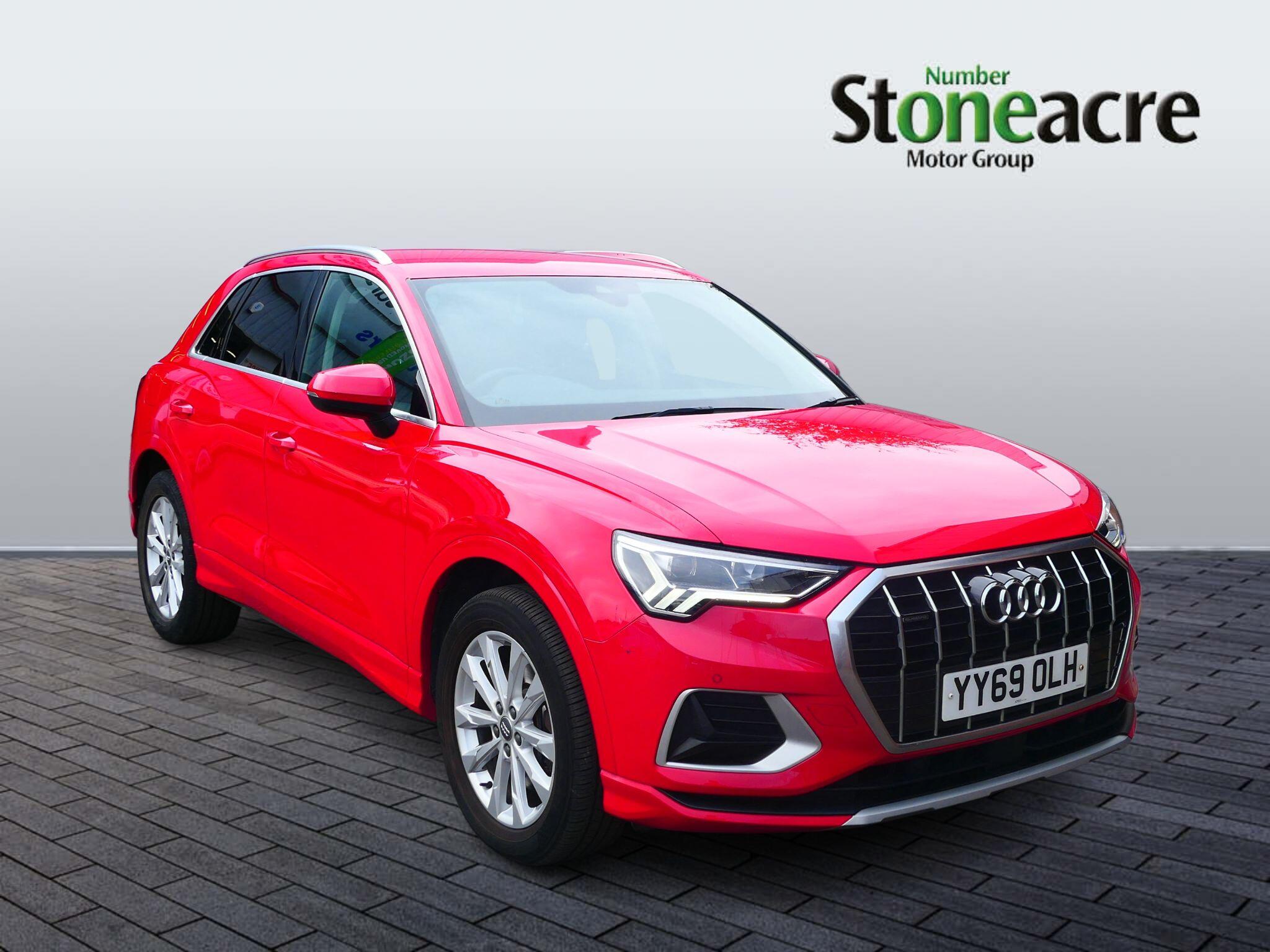 Main listing image - Audi Q3