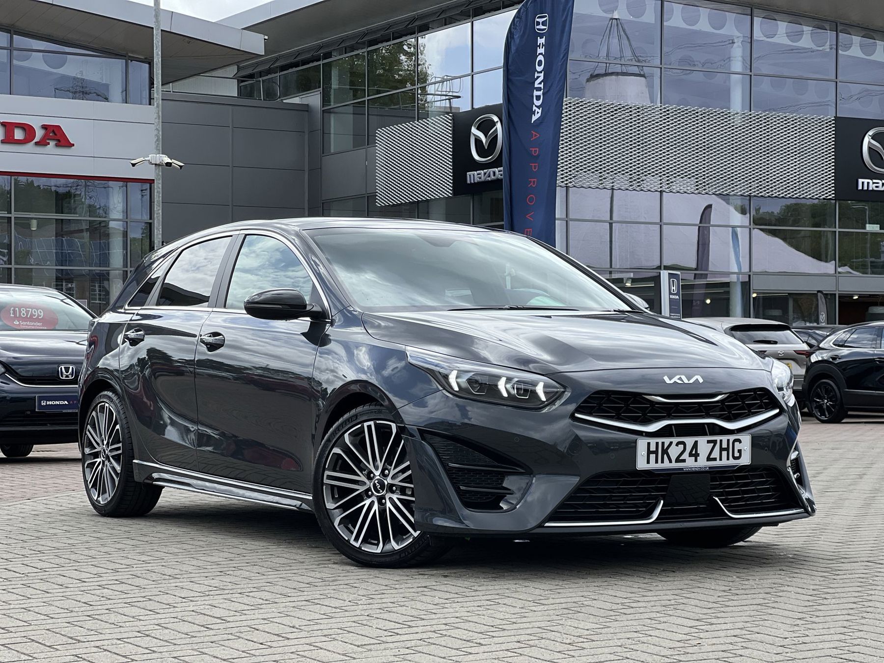 Main listing image - Kia Ceed