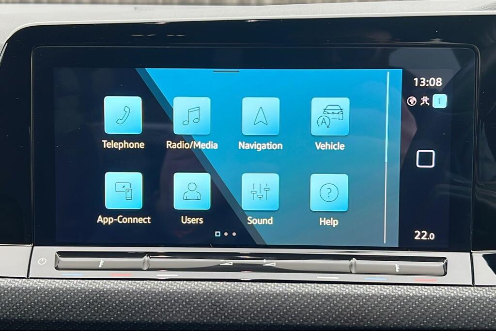 Main listing image - Volkswagen Golf Estate