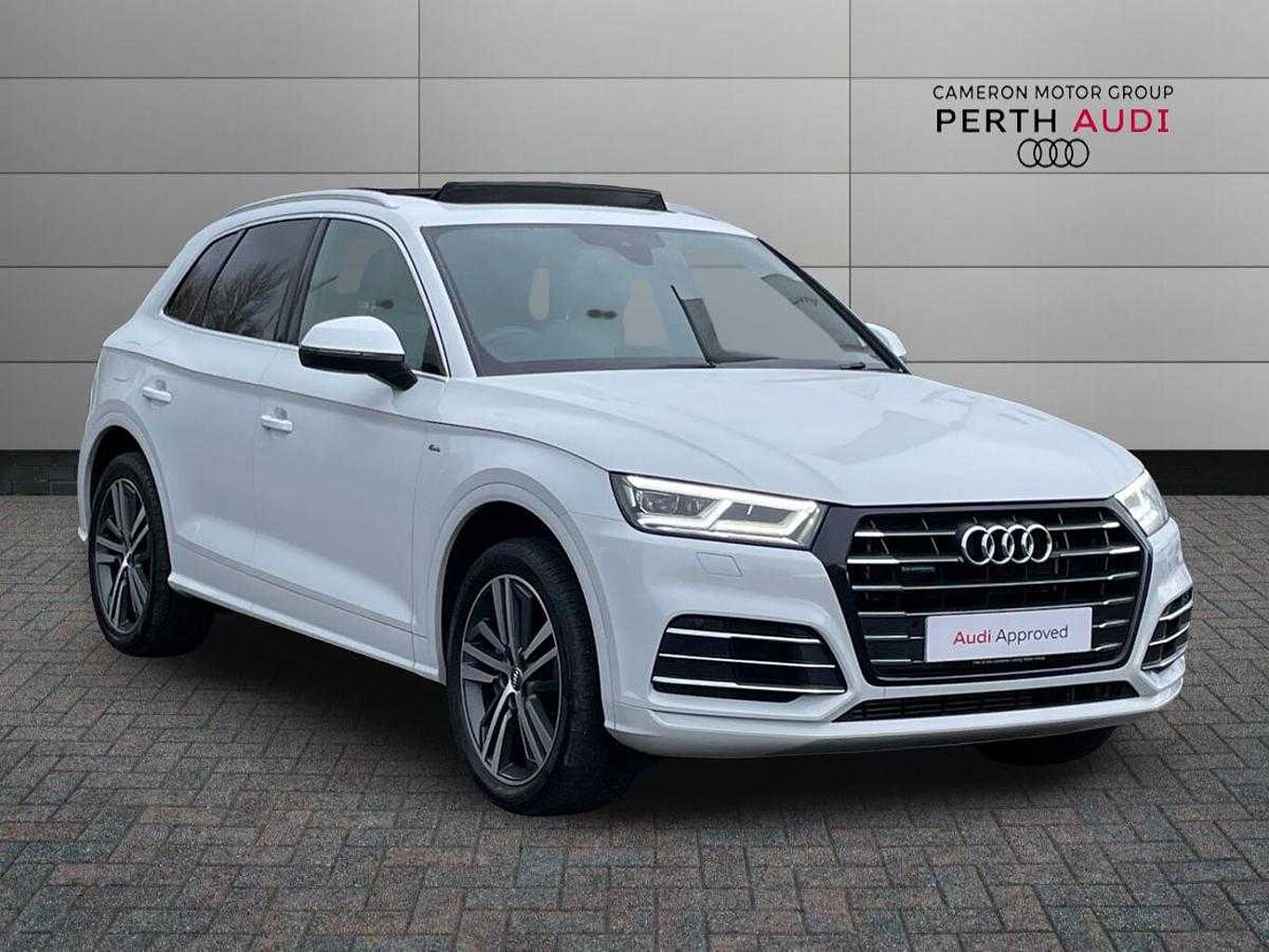 Main listing image - Audi Q5