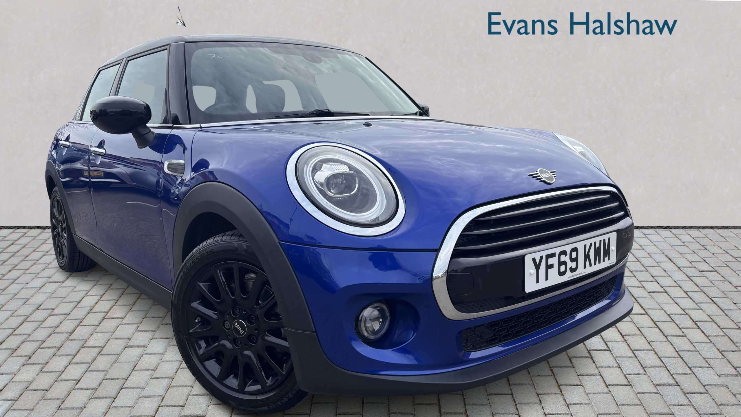 Main listing image - MINI Hatchback 5dr