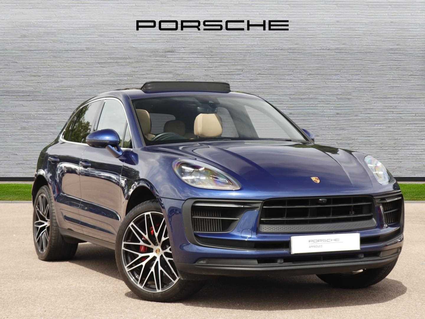 Main listing image - Porsche Macan