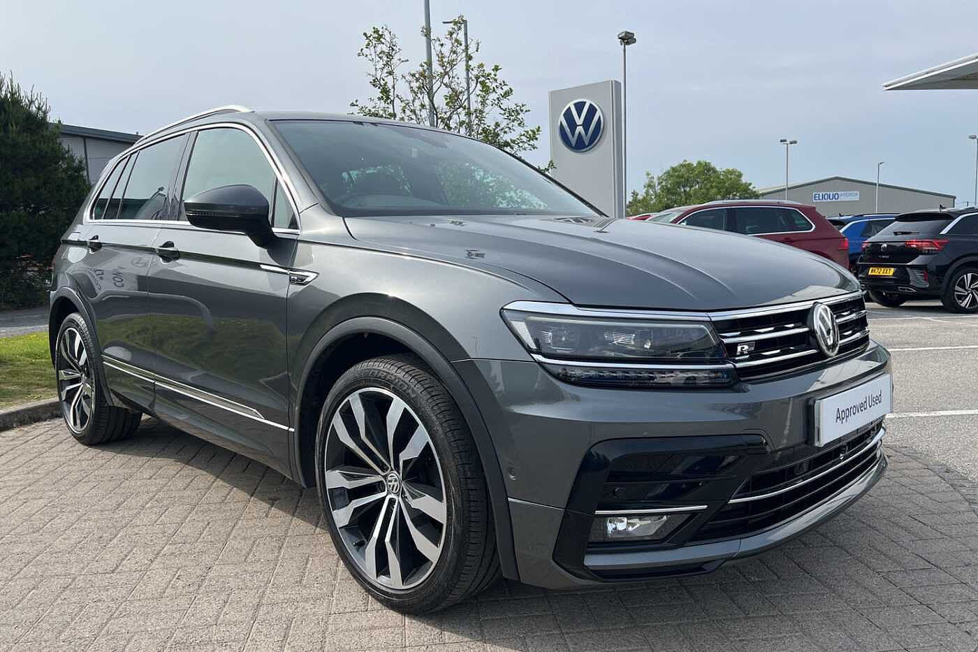Main listing image - Volkswagen Tiguan