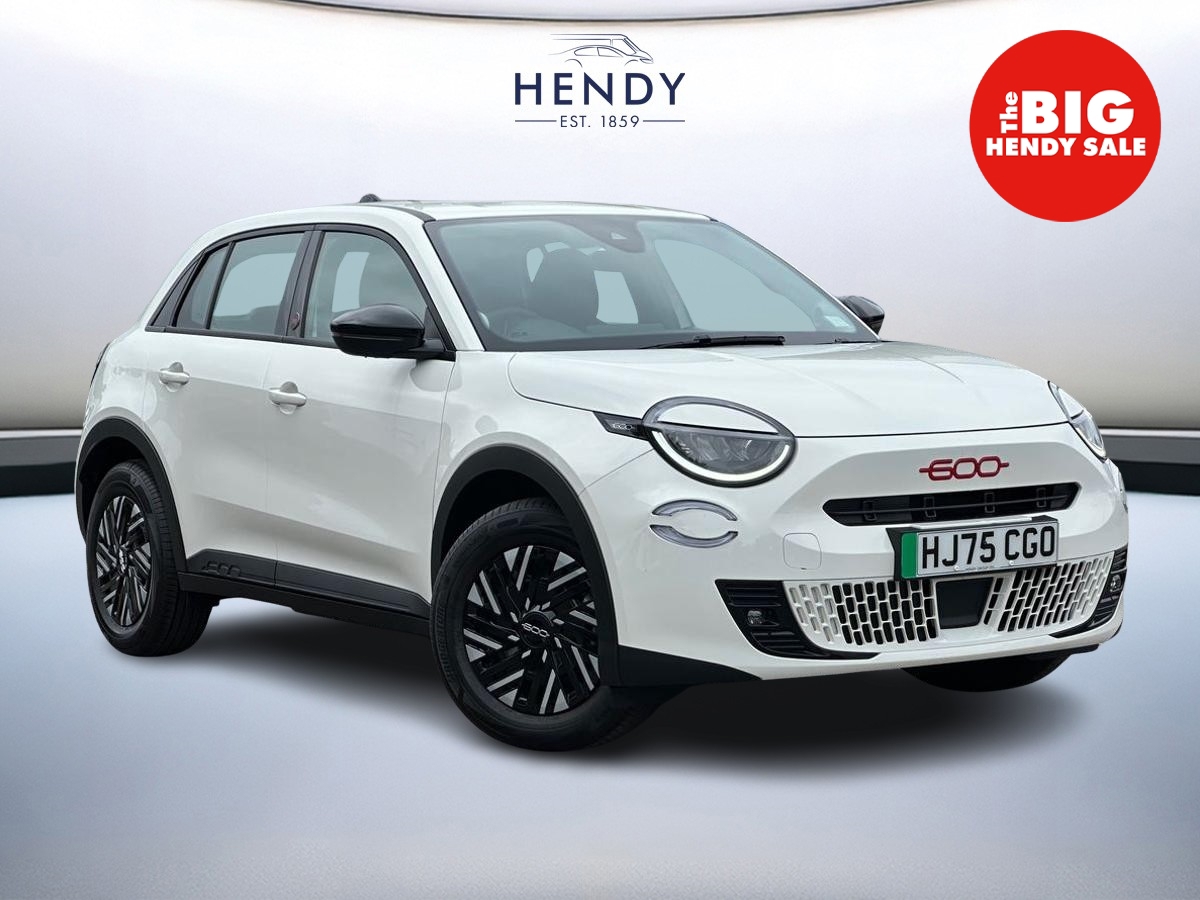 Main listing image - Fiat 600 Electric