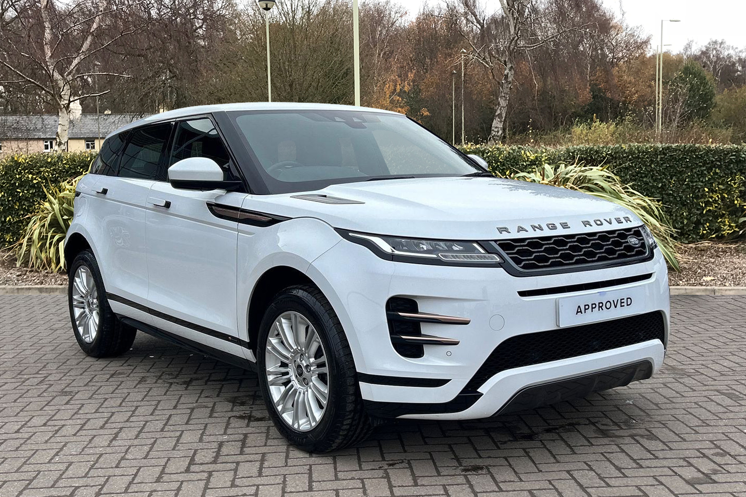Main listing image - Land Rover Range Rover Evoque