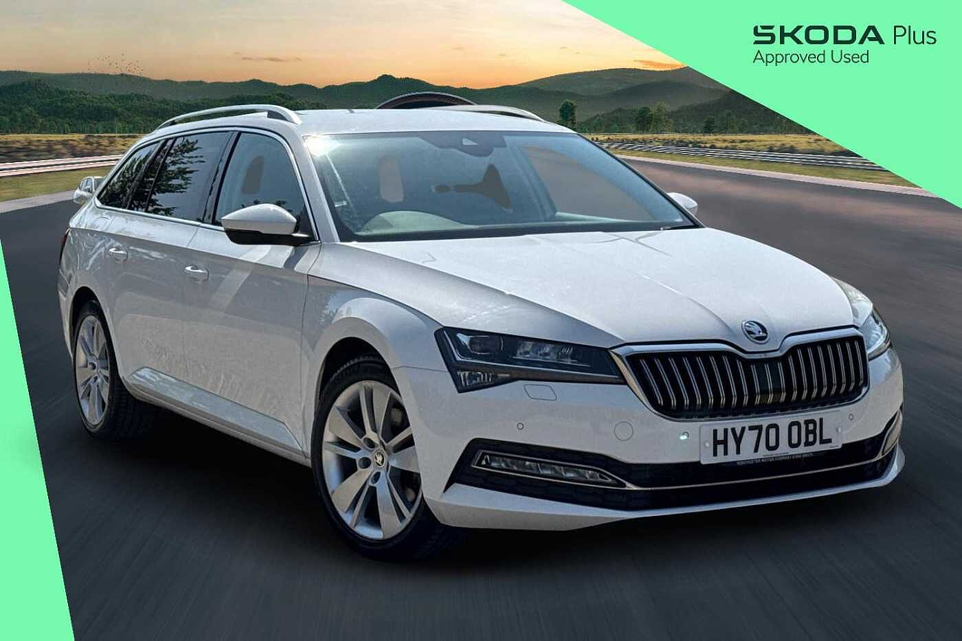 Main listing image - Skoda Superb Estate