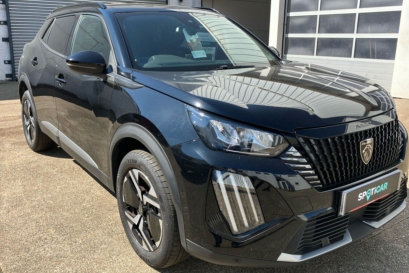 Main listing image - Peugeot 2008