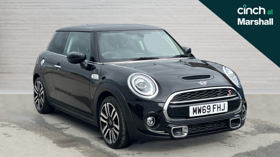 Main listing image - MINI Hatchback