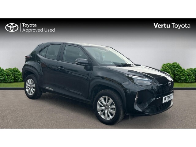 Main listing image - Toyota Yaris Cross