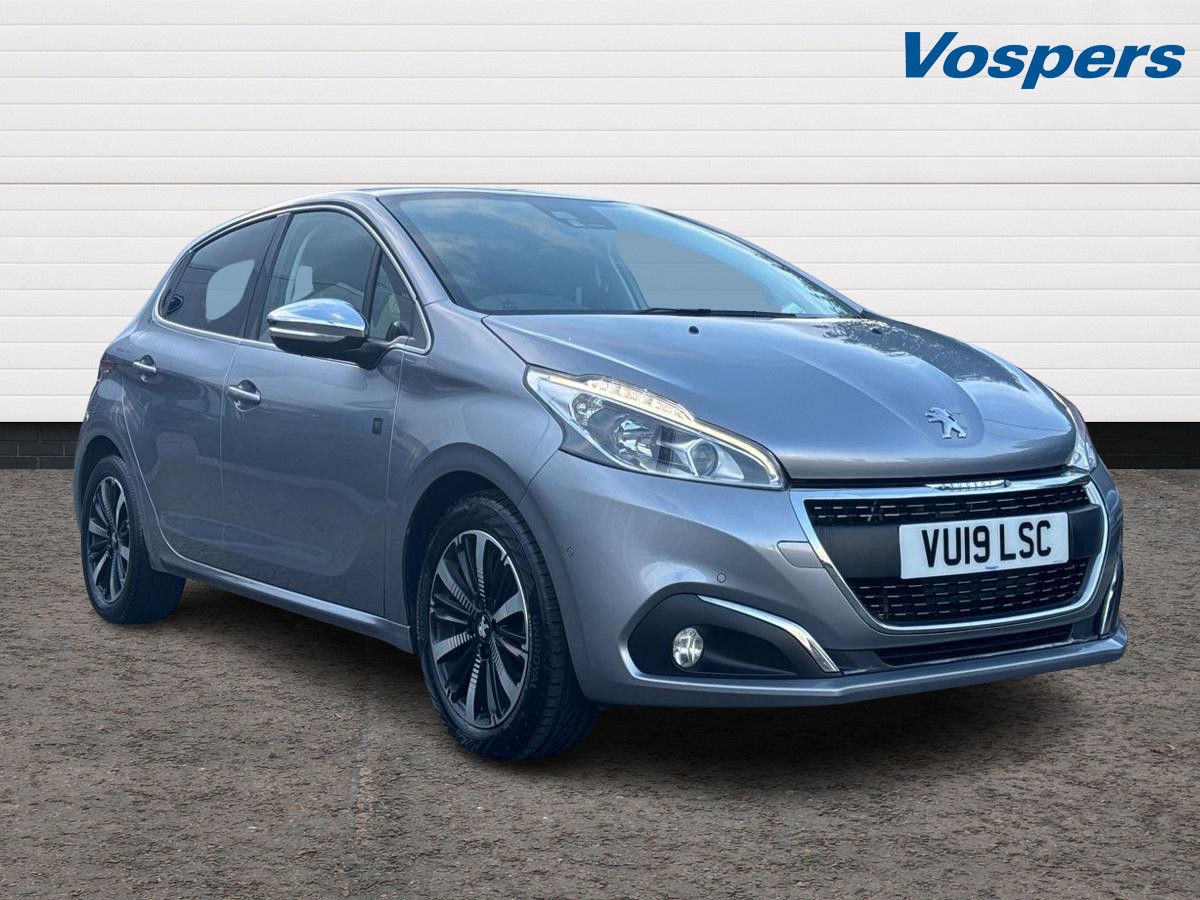 Main listing image - Peugeot 208