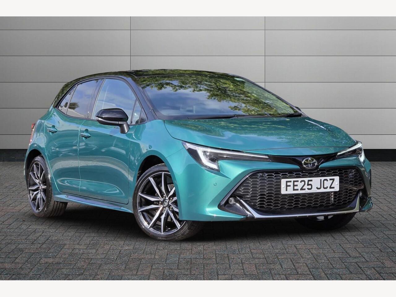 Main listing image - Toyota Corolla