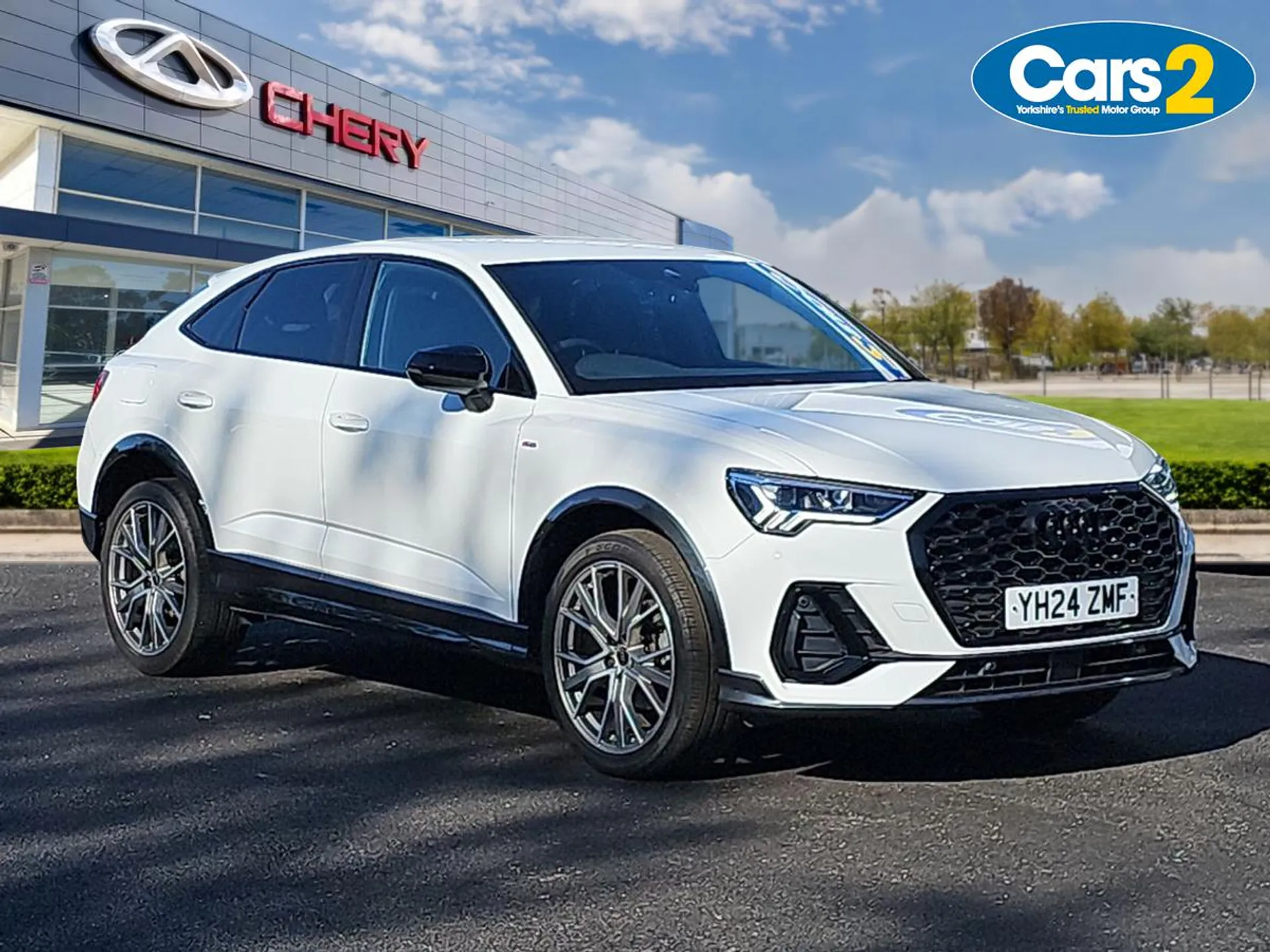 Main listing image - Audi Q3