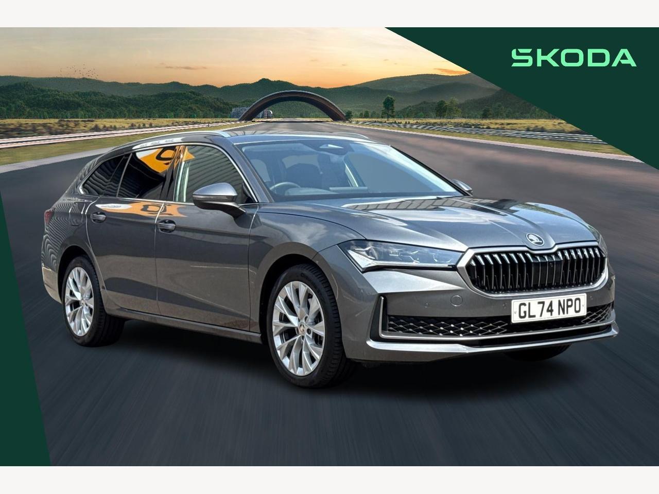 Main listing image - Skoda Superb Estate