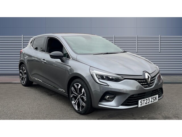 Main listing image - Renault Clio