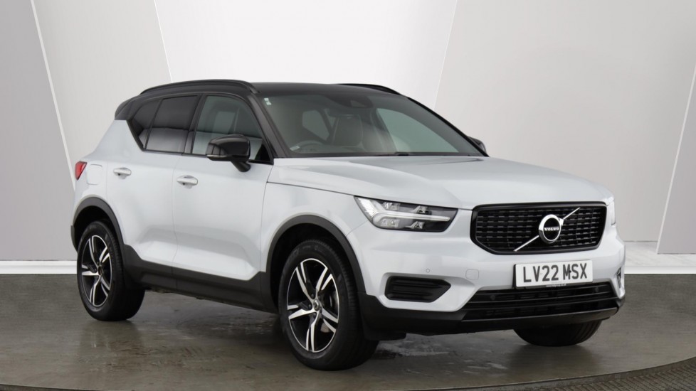 Main listing image - Volvo XC40