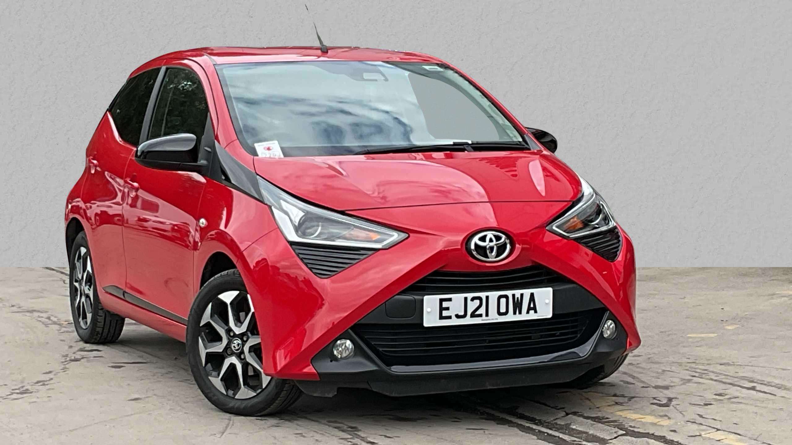 Main listing image - Toyota Aygo