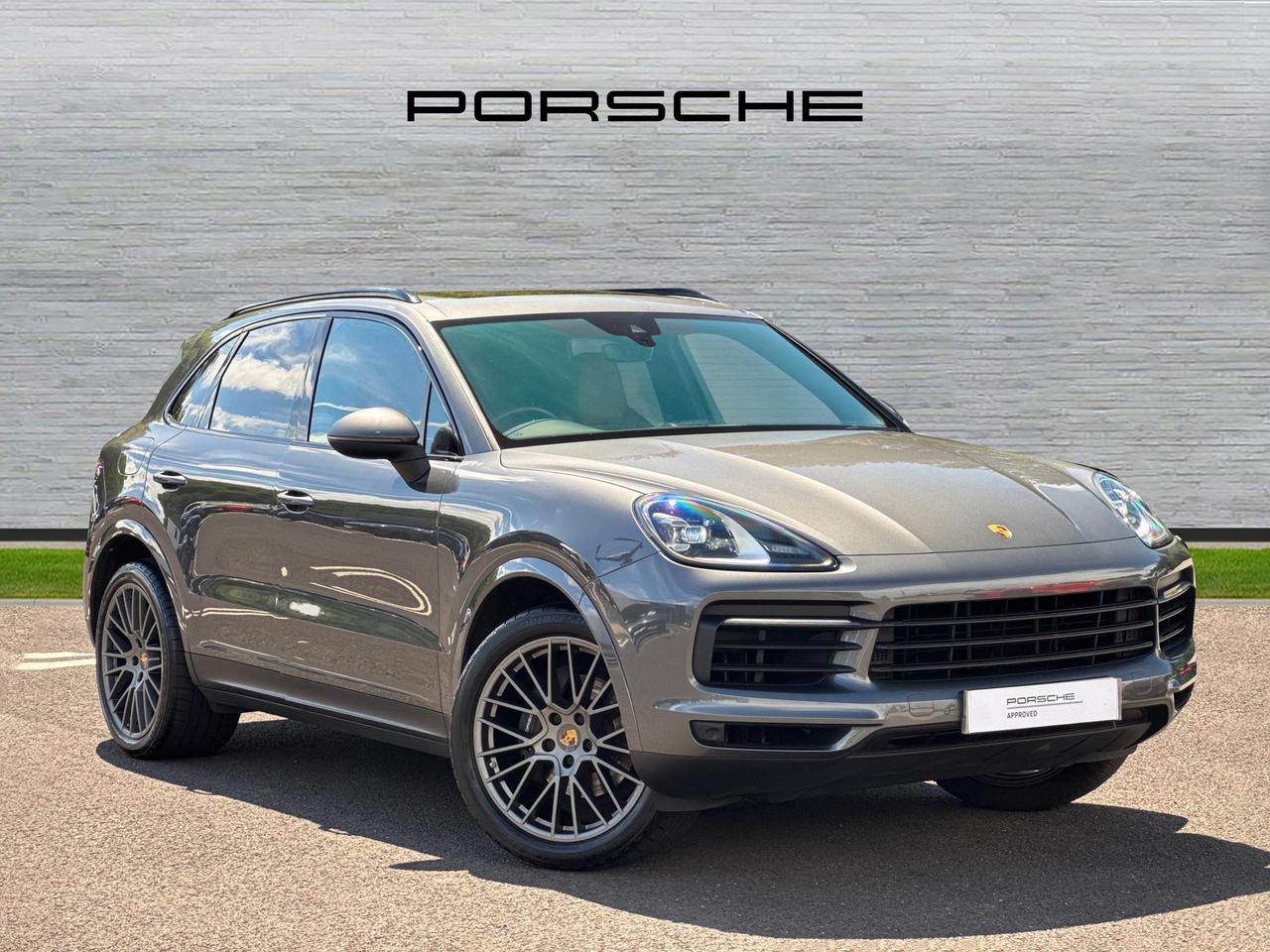 Main listing image - Porsche Cayenne