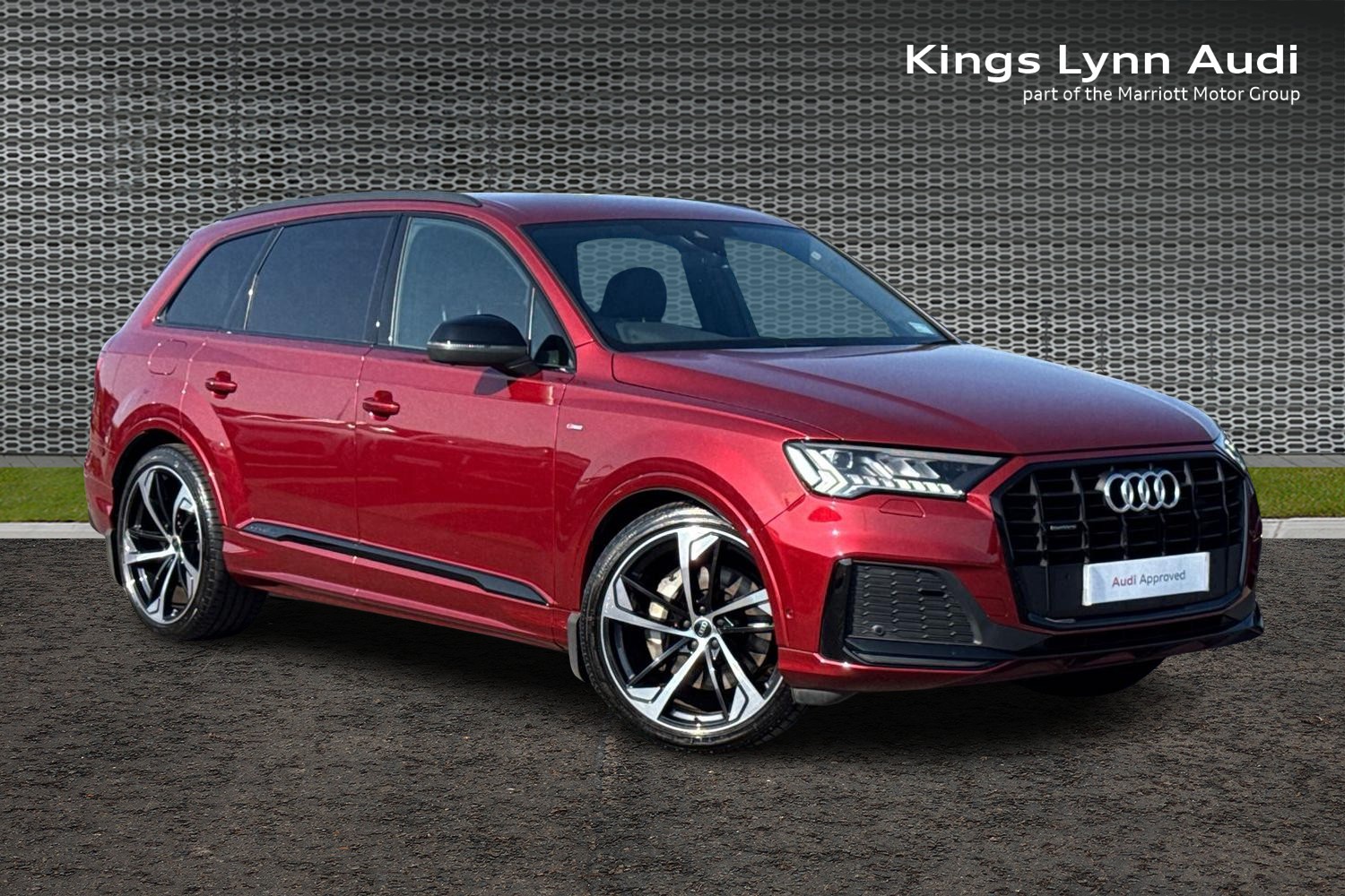 Main listing image - Audi Q7