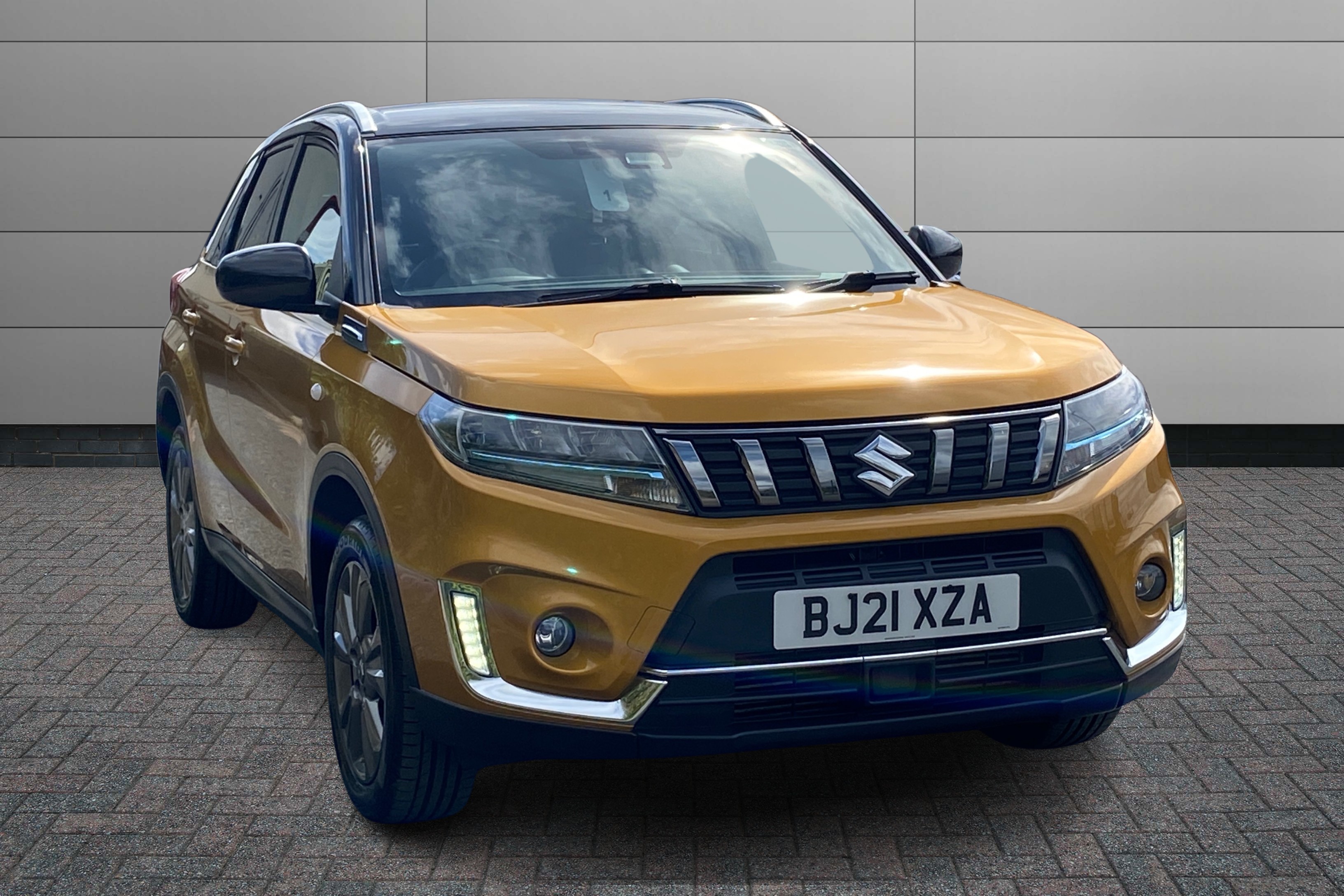 Main listing image - Suzuki Vitara